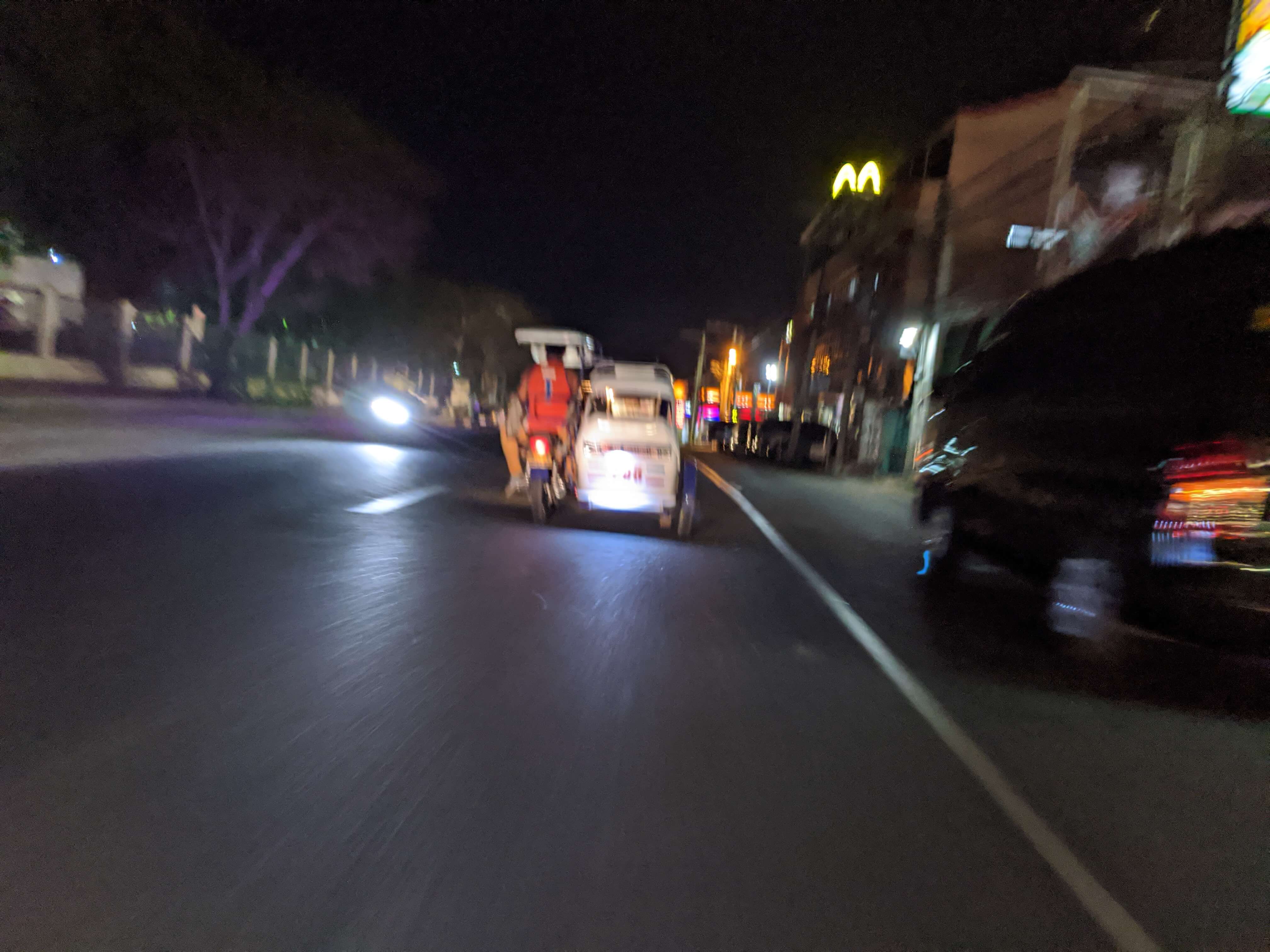Tricycle at night / 走行中のトライシクル車内から撮影
